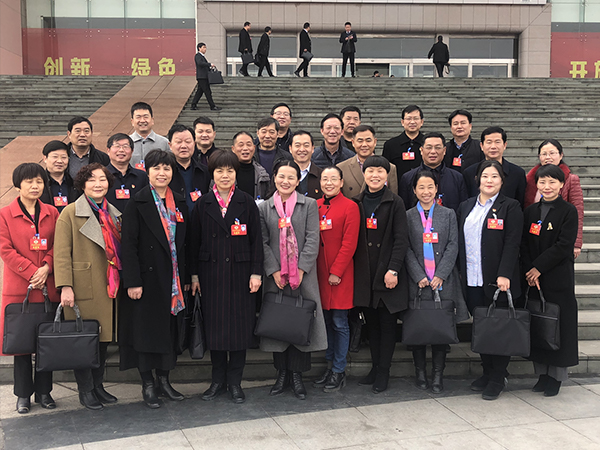 靈生醫(yī)藥集團(tuán)董事長李勇